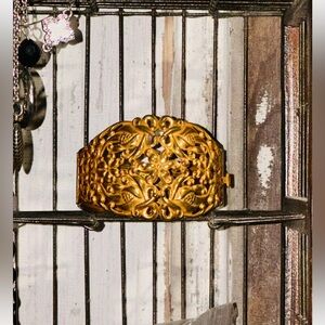 Antique 1930's Brass Openwork Repousse Wide
Hinged Clamper Bracelet Excellent